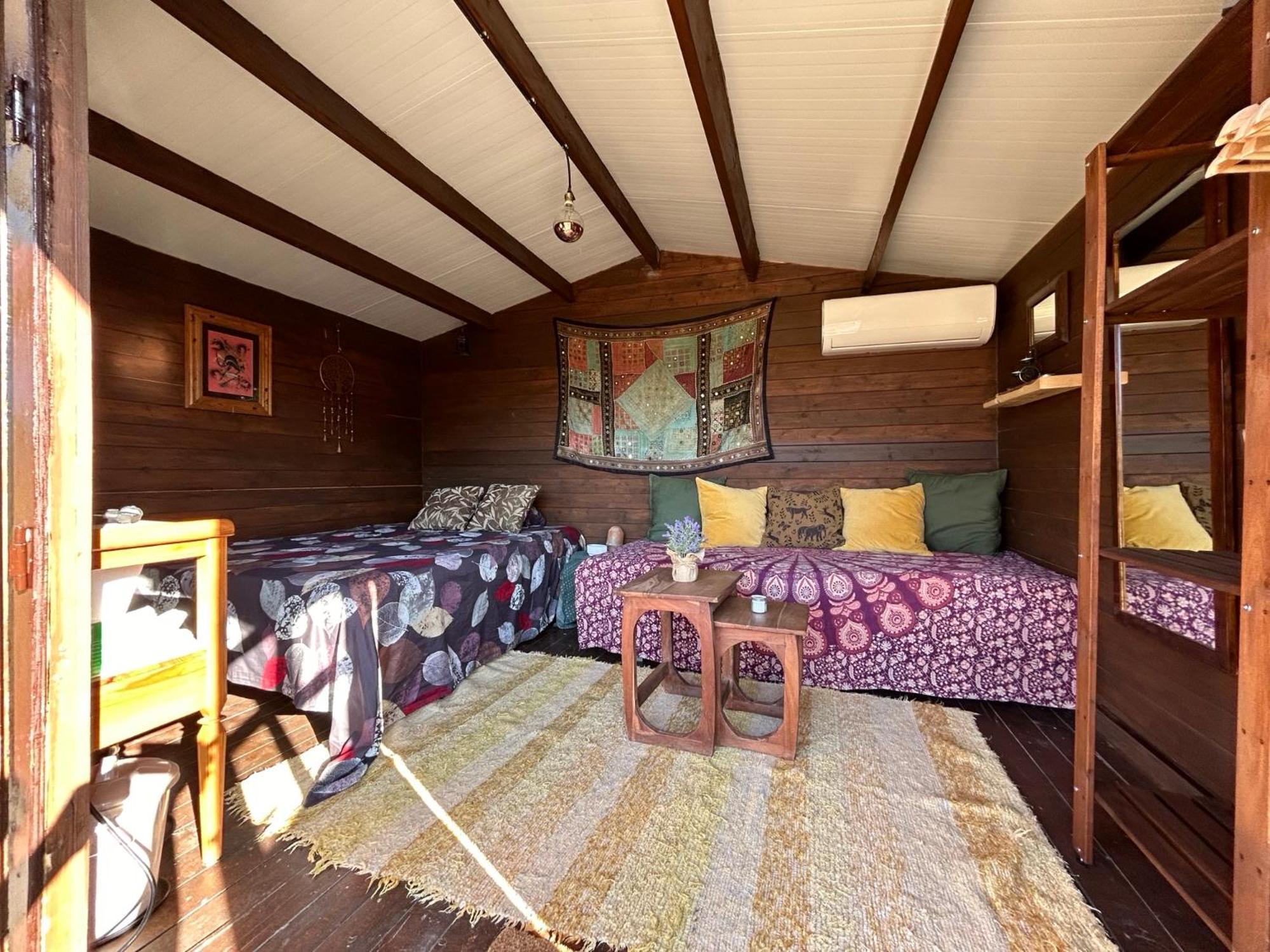 Cabana Rustica En Un Rancho Con Caballos, Prado Del Rey, Andalucia Luaran gambar